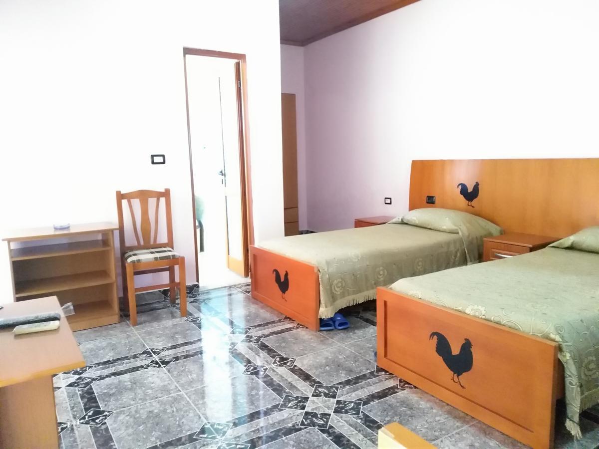 Hotel Gjeli Fier Exterior photo