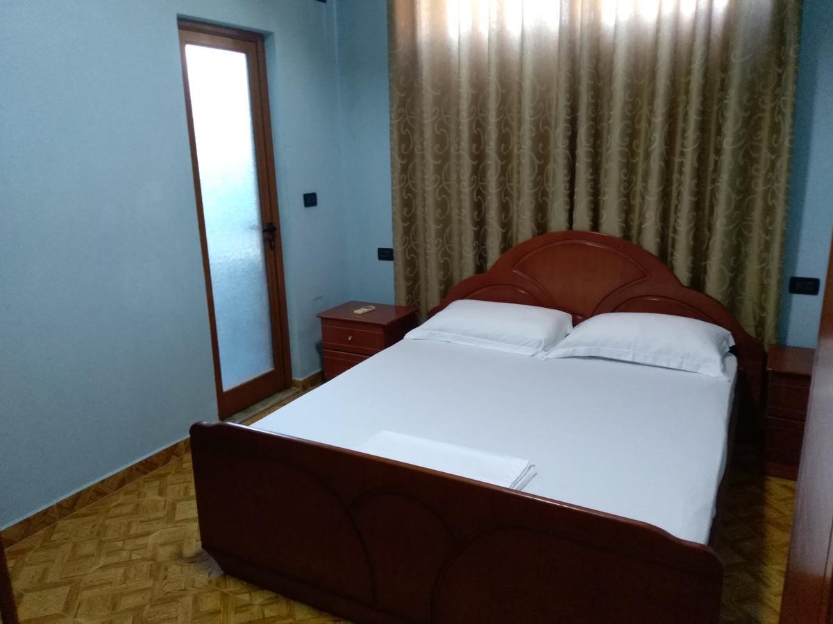 Hotel Gjeli Fier Exterior photo